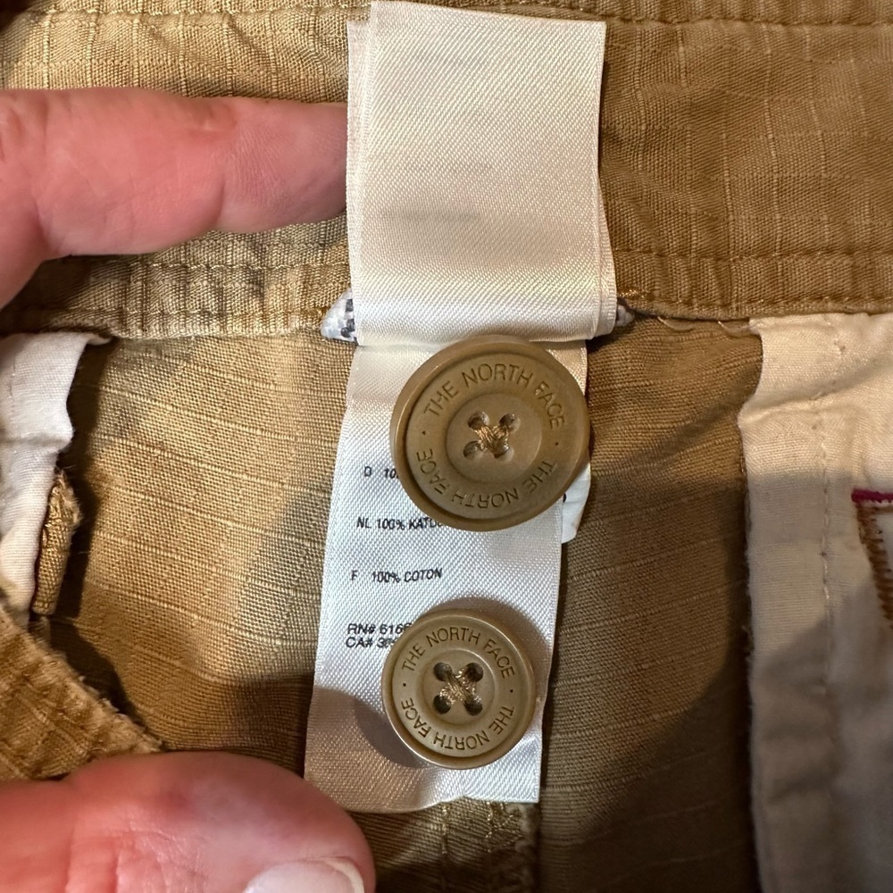 The North Face A5 Series Taupe Tan Cotton Ripstop Cargo Crop Capri Pants - Picture 4 of 8